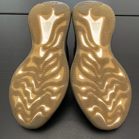 Yeezy Boost 380 Adult - Onyx - Size 10 - Picture 6 of 14